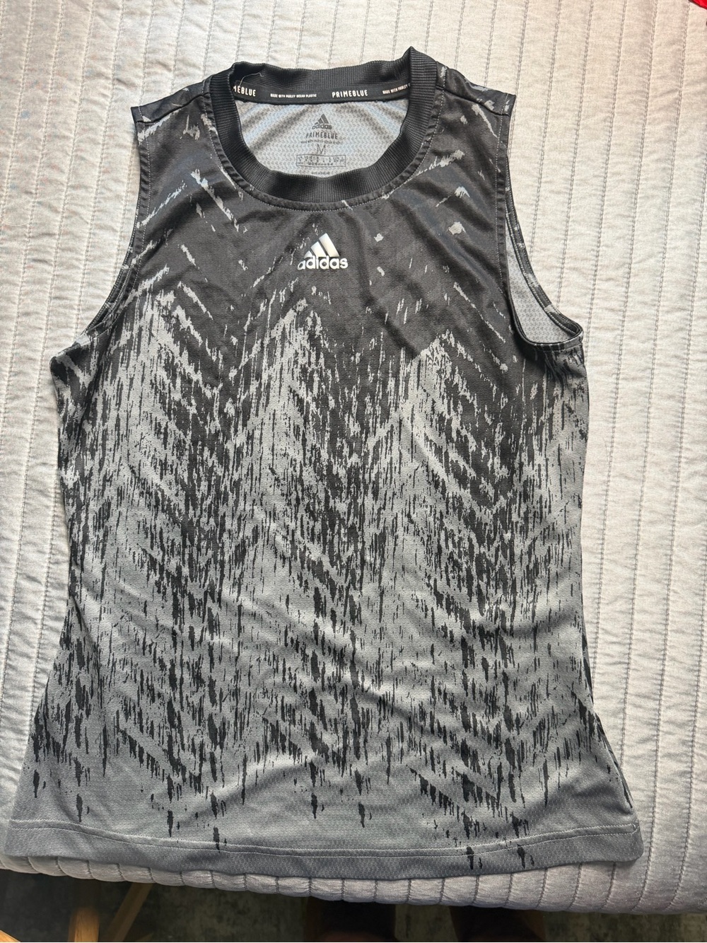 adidas Women’s Black & Gray Graphic Sleeveless Training Tank